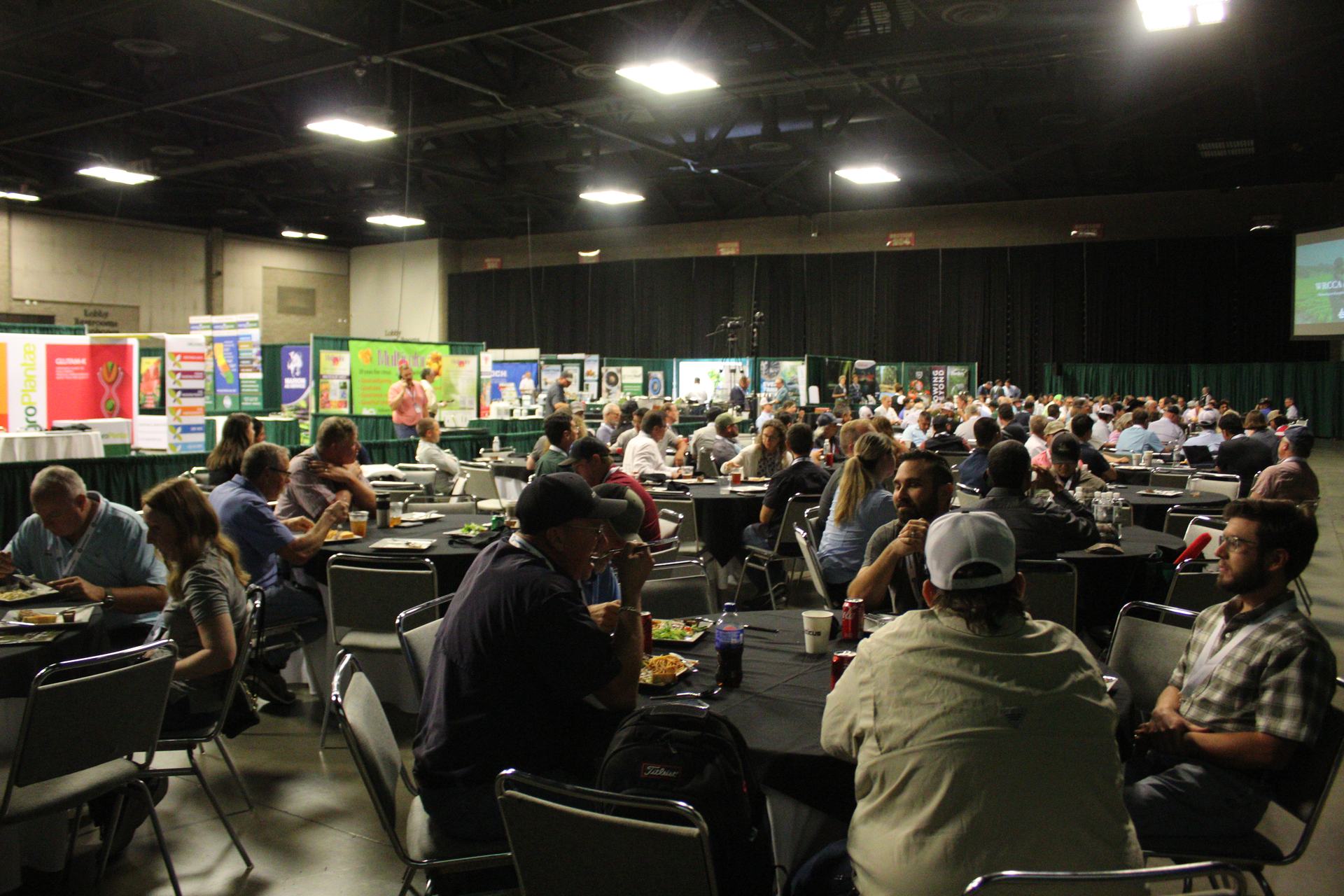 A packed session room of PCAs and CCAs at the Crop Consultant Conference